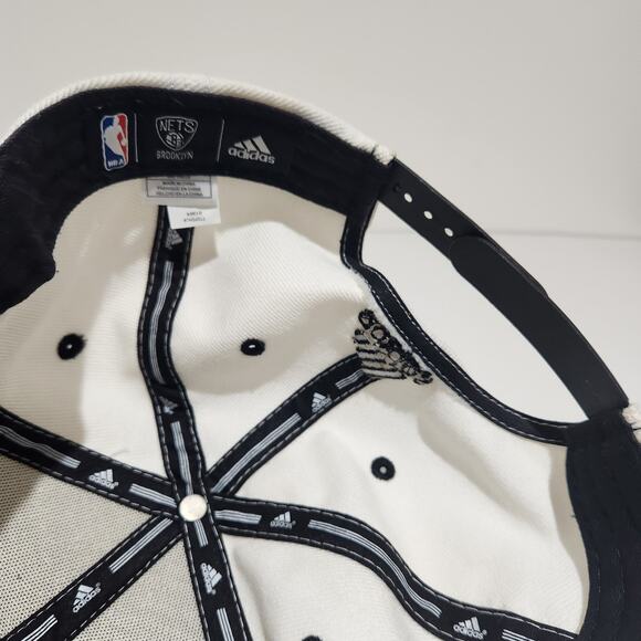 Brooklyn Nets Adidas Hat Snapback Cap Adjustable Strap Gray Embroidered Stitch - Picture 7 of 8